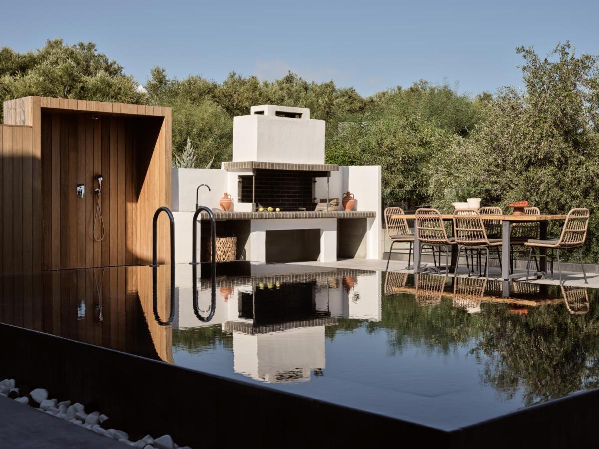 Galena Luxury Villas, By Thinkvilla *